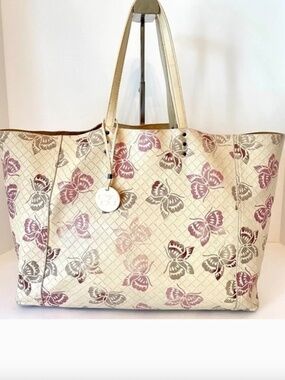 Bottega Veneta Intreccio Mirage Papillon Butterfly Leather Tote